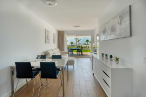 Bright and nice garden apartment Calaceite